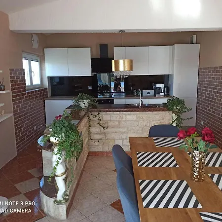 Zara Home Apartment