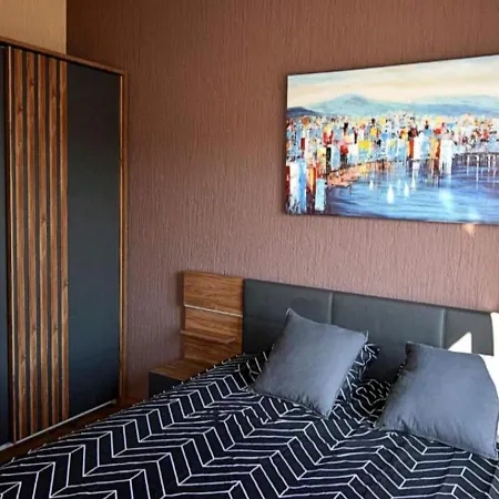Zara Home Apartment Pasman