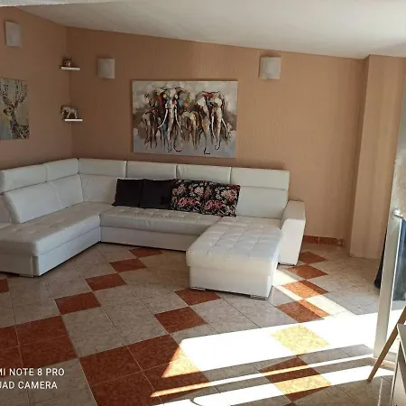 Zara Home Apartment *